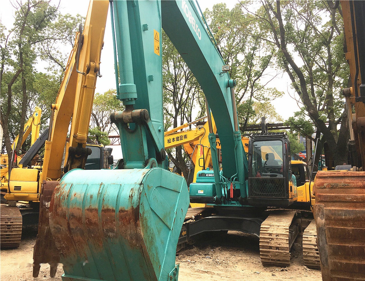 Kobelco SK350LC-8 - Kettenbagger: das Bild 4 Kobelco SK350LC-8 - Kettenbagger: das Bild 4