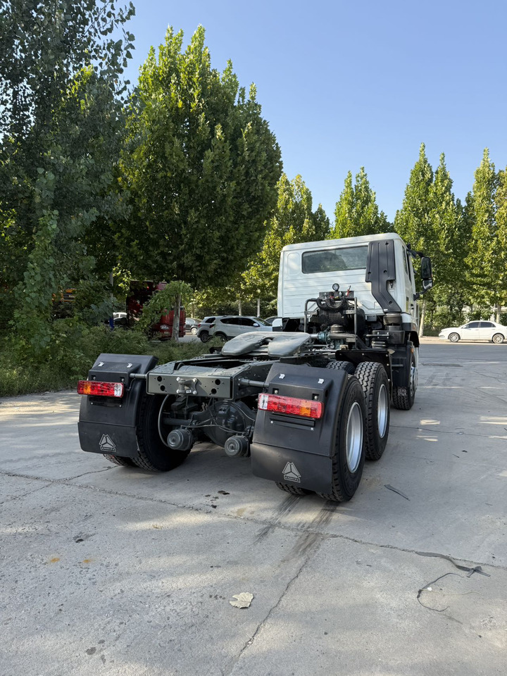 HOWO 6x4 - Sattelzugmaschine: das Bild 4 HOWO 6x4 - Sattelzugmaschine: das Bild 4