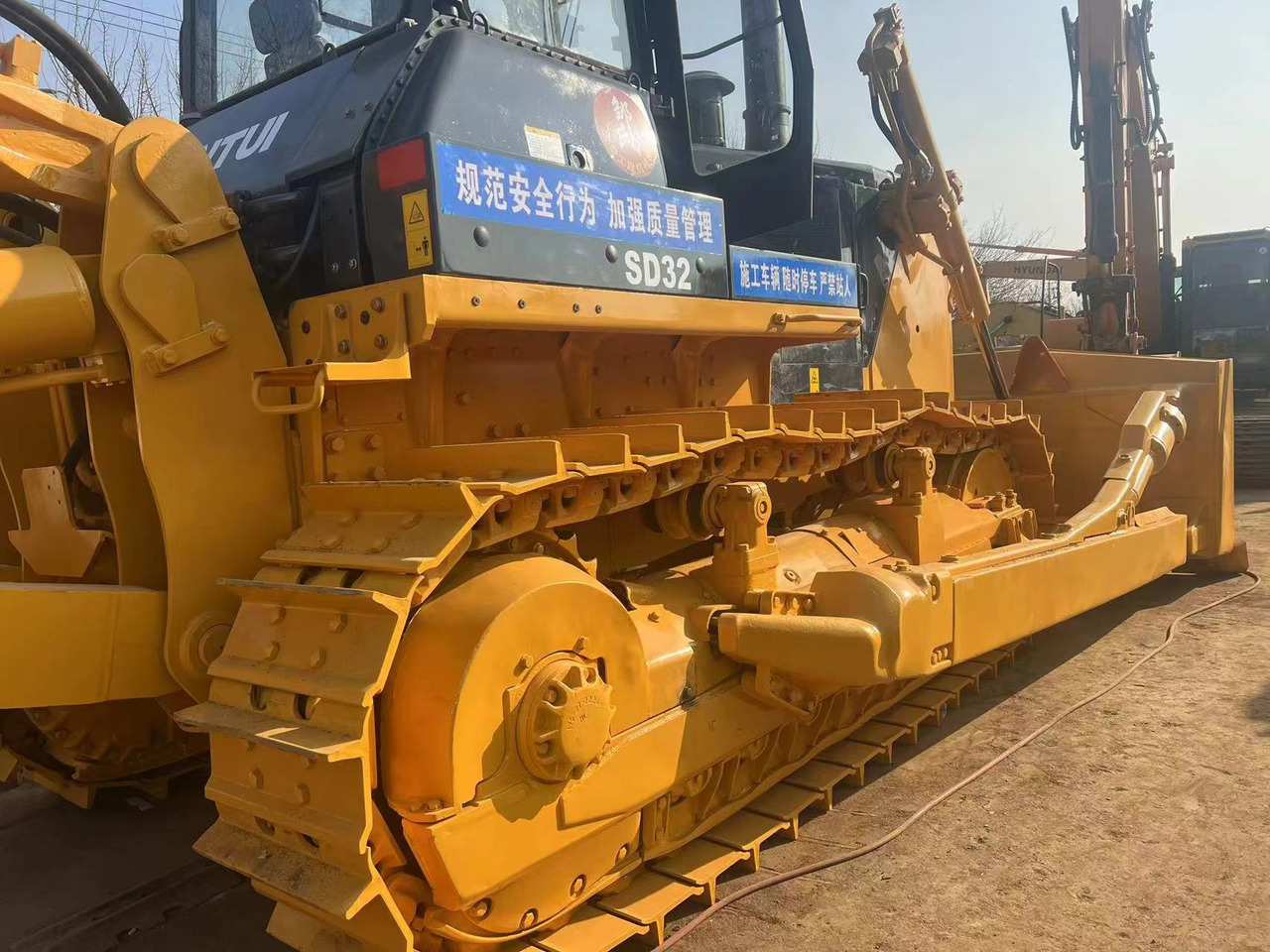 Shantui SD32 - Bulldozer: das Bild 5 Shantui SD32 - Bulldozer: das Bild 5