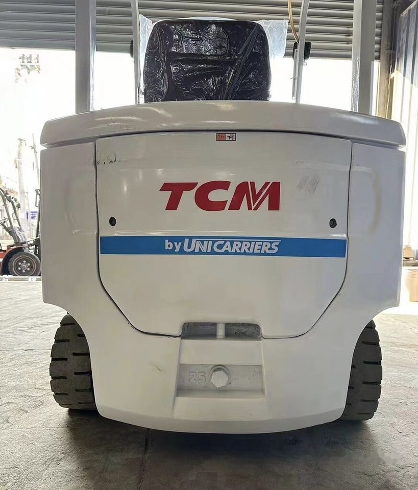 TCM FD25-7 - Elektrostapler: das Bild 1 TCM FD25-7 - Elektrostapler: das Bild 1