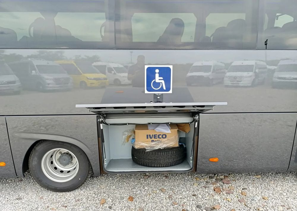 Iveco Mercus Daily 70C21 - Kleinbus, Personentransporter: das Bild 5 Iveco Mercus Daily 70C21 - Kleinbus, Personentransporter: das Bild 5