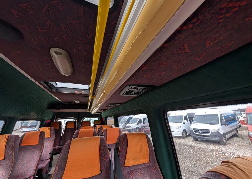 Kleinbus, Personentransporter Mercedes-Benz Sprinter 515: das Bild 14 Kleinbus, Personentransporter Mercedes-Benz Sprinter 515: das Bild 14