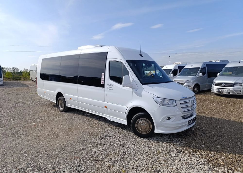 Mercedes-Benz Sprinter 517 - Kleinbus, Personentransporter: das Bild 2 Mercedes-Benz Sprinter 517 - Kleinbus, Personentransporter: das Bild 2