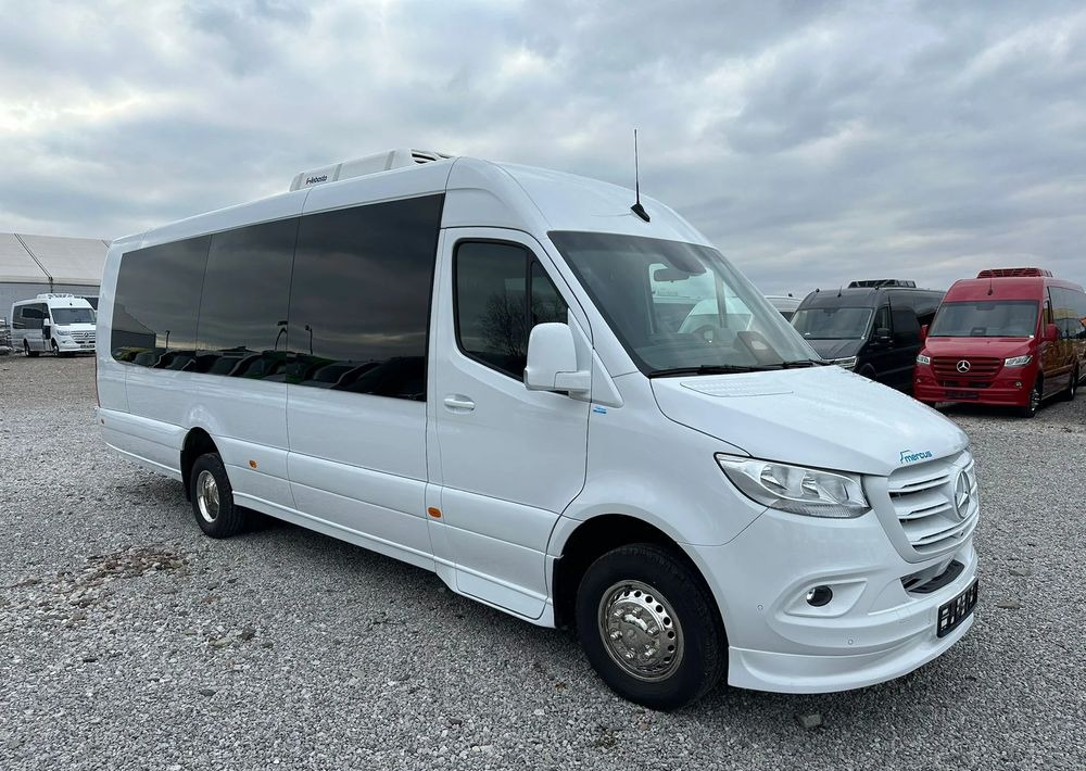 Mercedes-Benz Sprinter 517 - Kleinbus, Personentransporter: das Bild 1 Mercedes-Benz Sprinter 517 - Kleinbus, Personentransporter: das Bild 1