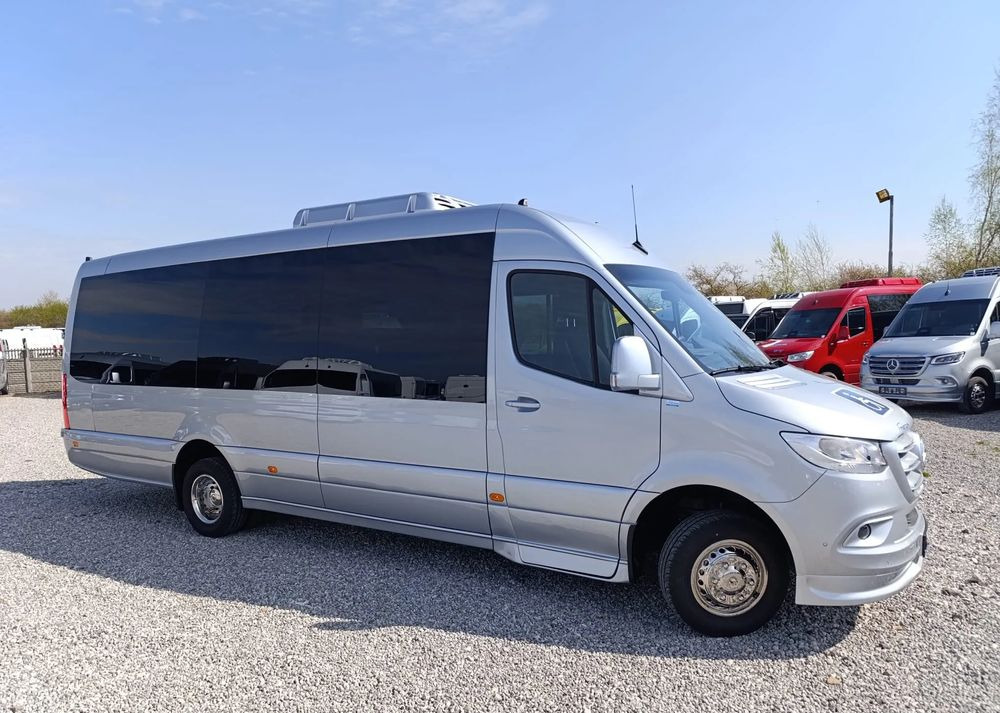 Mercedes-Benz Sprinter 517 - Kleinbus, Personentransporter: das Bild 2 Mercedes-Benz Sprinter 517 - Kleinbus, Personentransporter: das Bild 2