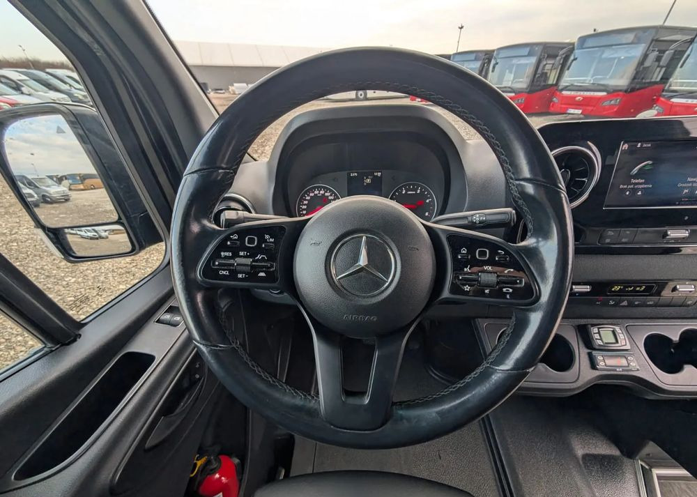 Kleinbus, Personentransporter Mercedes-Benz Sprinter 519: das Bild 18 Kleinbus, Personentransporter Mercedes-Benz Sprinter 519: das Bild 18