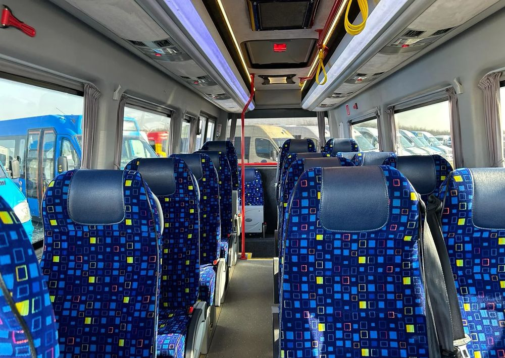 Linienbus Mercedes-Benz Sprinter 519: das Bild 9