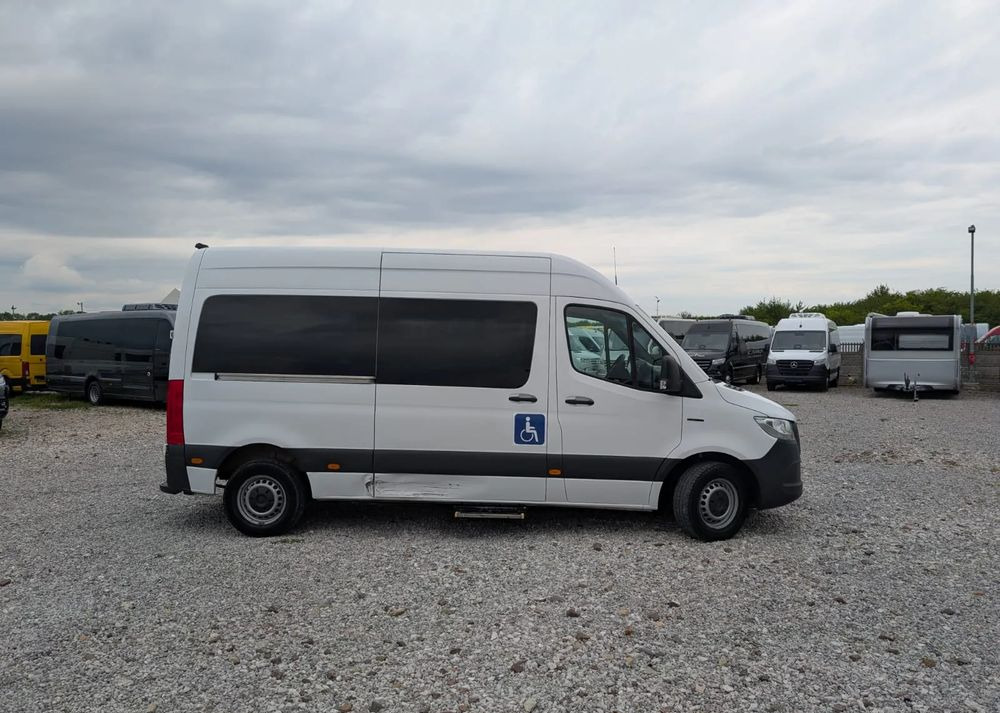 Mercedes-Benz Sprinter - Kleinbus, Elektrobus: das Bild 2 Mercedes-Benz Sprinter - Kleinbus, Elektrobus: das Bild 2