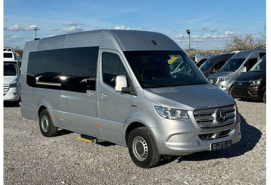 Mercedes-Benz eSprinter - Kleinbus, Elektrobus: das Bild 2 Mercedes-Benz eSprinter - Kleinbus, Elektrobus: das Bild 2
