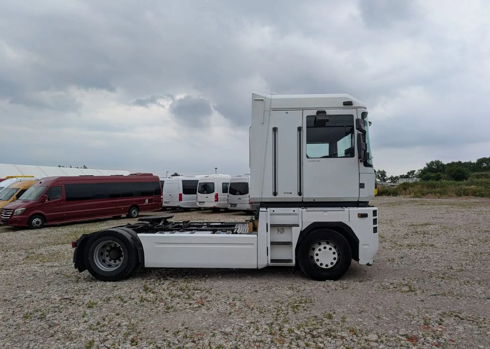 Renault Magnum - Sattelzugmaschine: das Bild 3 Renault Magnum - Sattelzugmaschine: das Bild 3