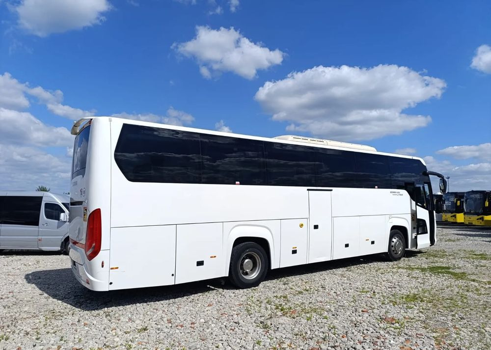 Scania HIGER - Reisebus: das Bild 4 Scania HIGER - Reisebus: das Bild 4