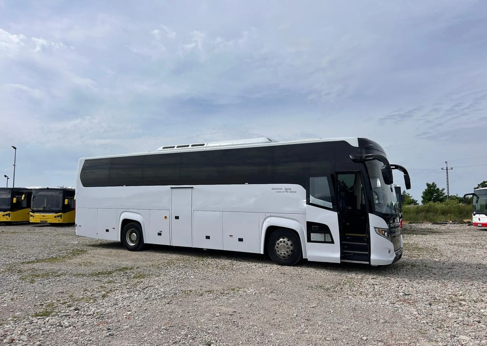Scania HIGER - Reisebus: das Bild 2 Scania HIGER - Reisebus: das Bild 2