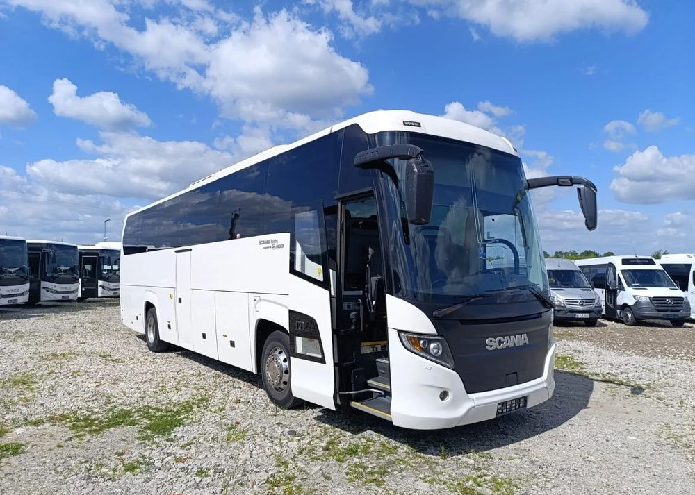 Scania HIGER - Reisebus: das Bild 1 Scania HIGER - Reisebus: das Bild 1