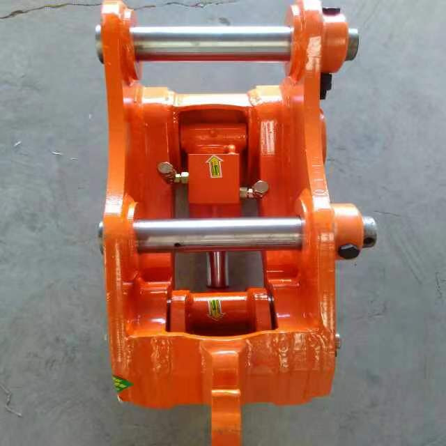 Brand New Quick Converter - Schnellwechsler für Baumaschine: das Bild 2 Brand New Quick Converter - Schnellwechsler für Baumaschine: das Bild 2