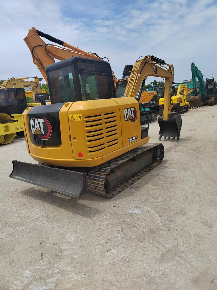 CAT CAT 305.5E2 - Minibagger: das Bild 4 CAT CAT 305.5E2 - Minibagger: das Bild 4