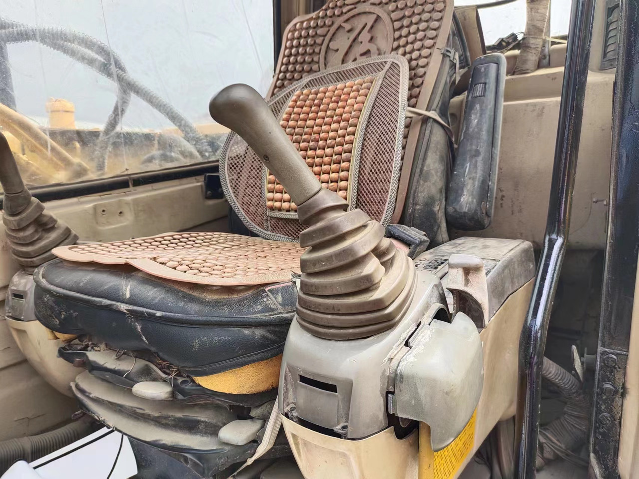 CATERPILLAR 312B - Kettenbagger: das Bild 3 CATERPILLAR 312B - Kettenbagger: das Bild 3