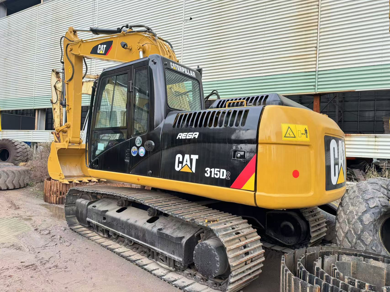 CATERPILLAR 315D2 - Kettenbagger: das Bild 4 CATERPILLAR 315D2 - Kettenbagger: das Bild 4