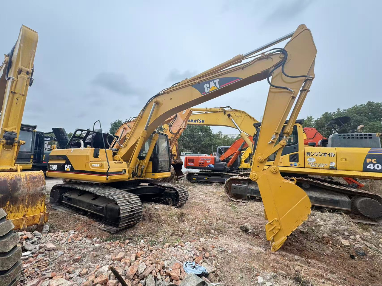 CATERPILLAR 320B - Kettenbagger: das Bild 2 CATERPILLAR 320B - Kettenbagger: das Bild 2