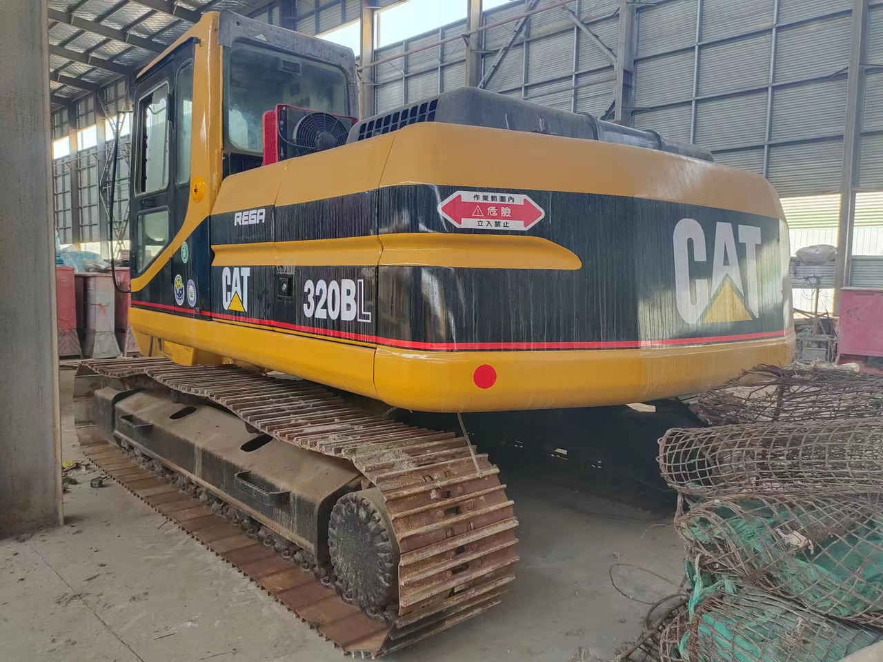 CATERPILLAR 320BL - Kettenbagger: das Bild 3 CATERPILLAR 320BL - Kettenbagger: das Bild 3
