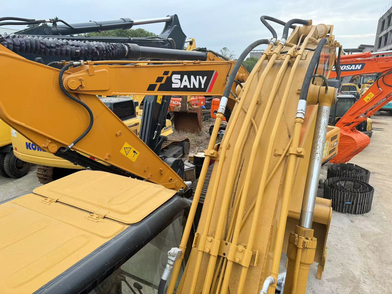 CATERPILLAR 320C - Kettenbagger: das Bild 4 CATERPILLAR 320C - Kettenbagger: das Bild 4