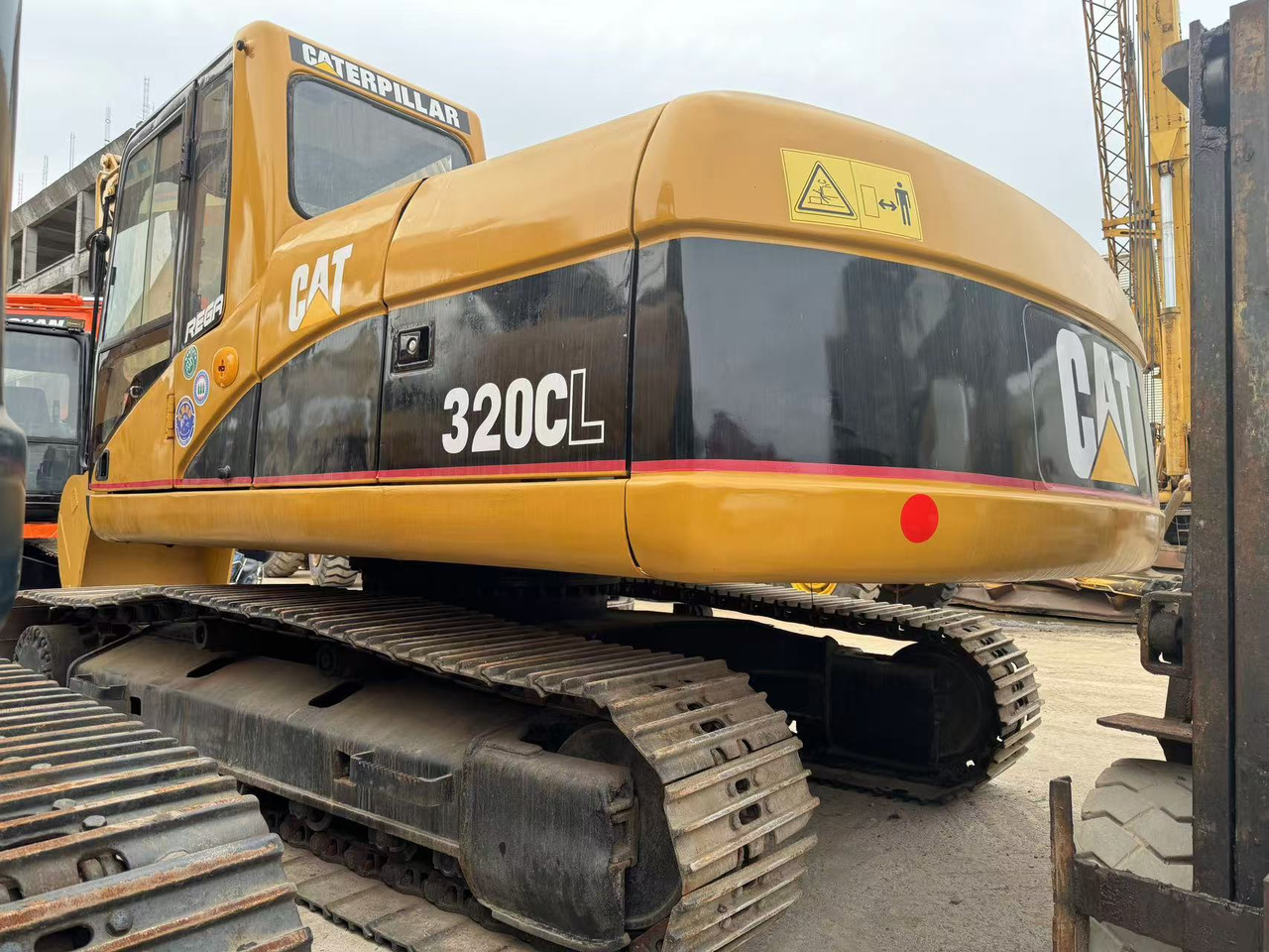 CATERPILLAR 320C - Kettenbagger: das Bild 2 CATERPILLAR 320C - Kettenbagger: das Bild 2