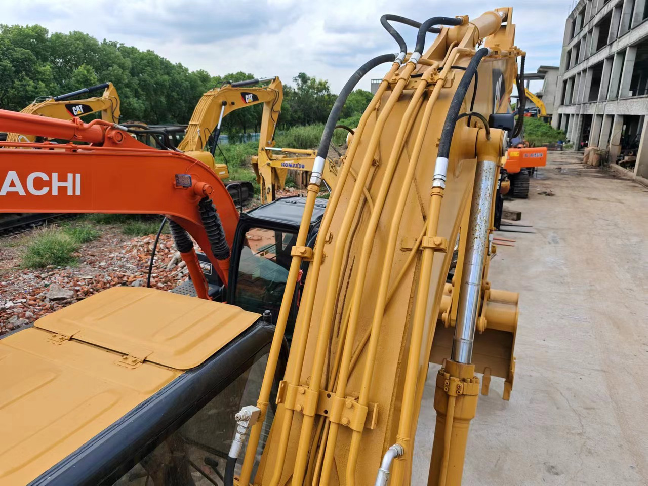 CATERPILLAR 320C - Kettenbagger: das Bild 5 CATERPILLAR 320C - Kettenbagger: das Bild 5