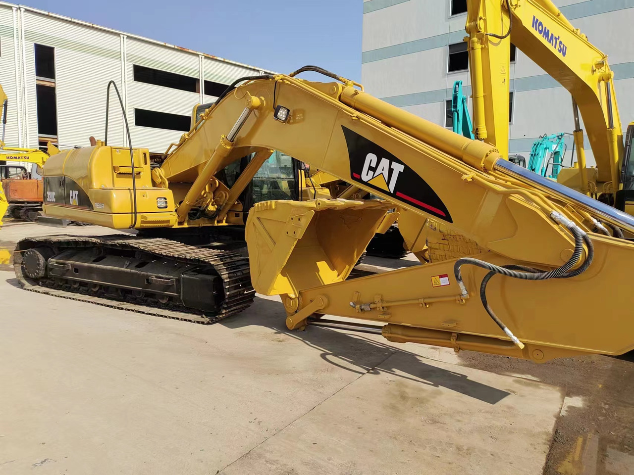 CATERPILLAR 320C - Kettenbagger: das Bild 1 CATERPILLAR 320C - Kettenbagger: das Bild 1