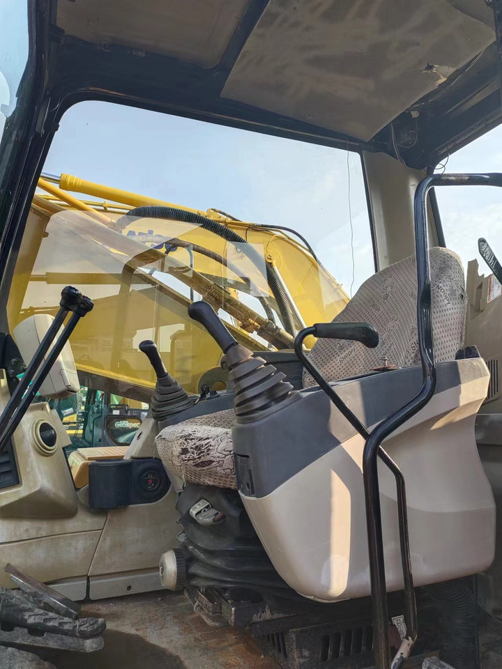 CATERPILLAR 325C - Kettenbagger: das Bild 4 CATERPILLAR 325C - Kettenbagger: das Bild 4