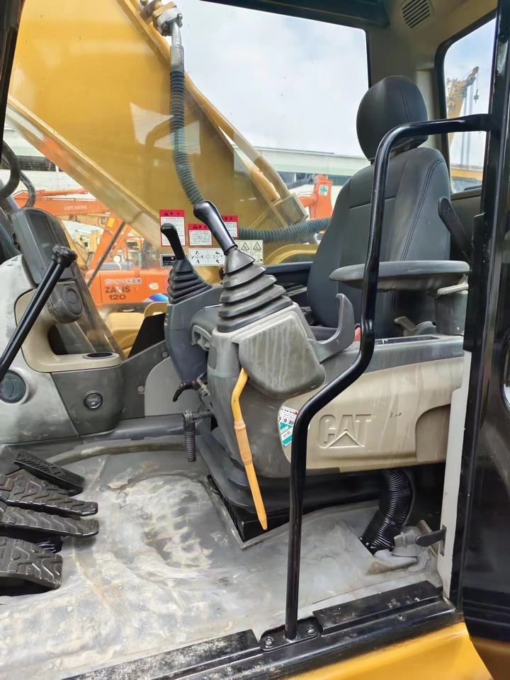 CATERPILLAR 336D2L CAT 336 - Kettenbagger: das Bild 4 CATERPILLAR 336D2L CAT 336 - Kettenbagger: das Bild 4