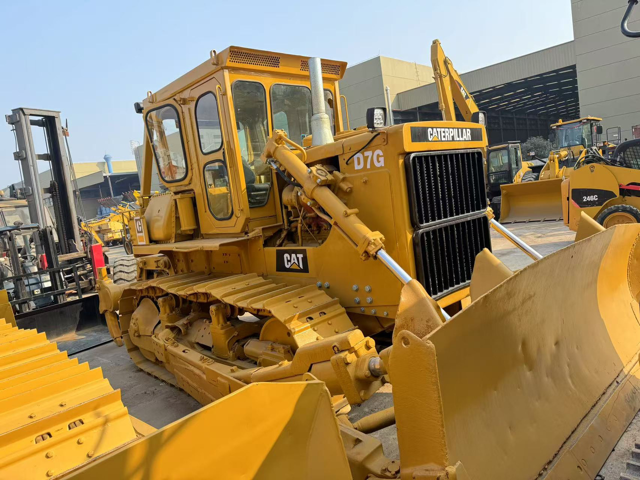 CATERPILLAR D7G - Bulldozer: das Bild 5 CATERPILLAR D7G - Bulldozer: das Bild 5