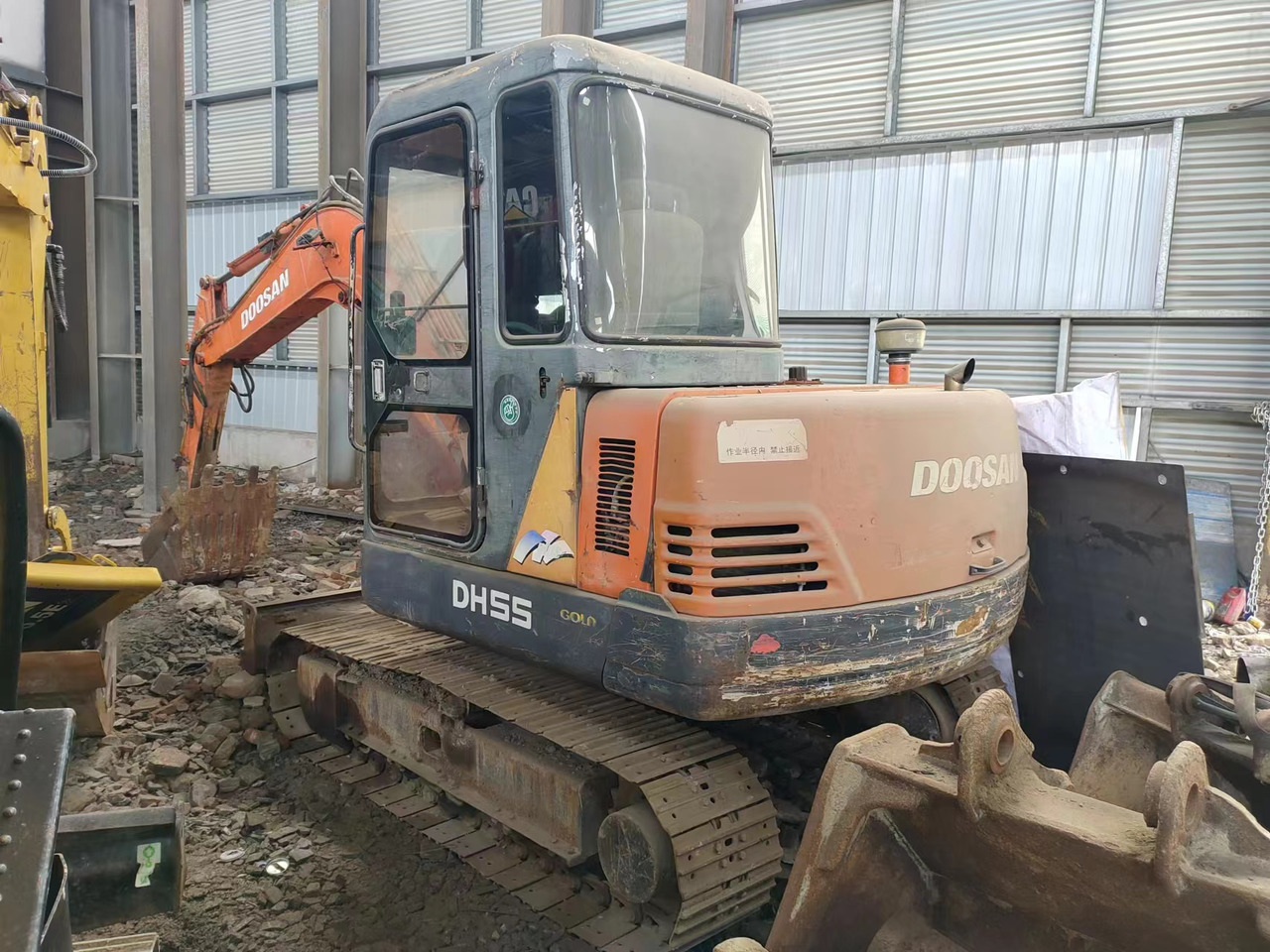 DOOSAN DH55 - Minibagger: das Bild 2 DOOSAN DH55 - Minibagger: das Bild 2