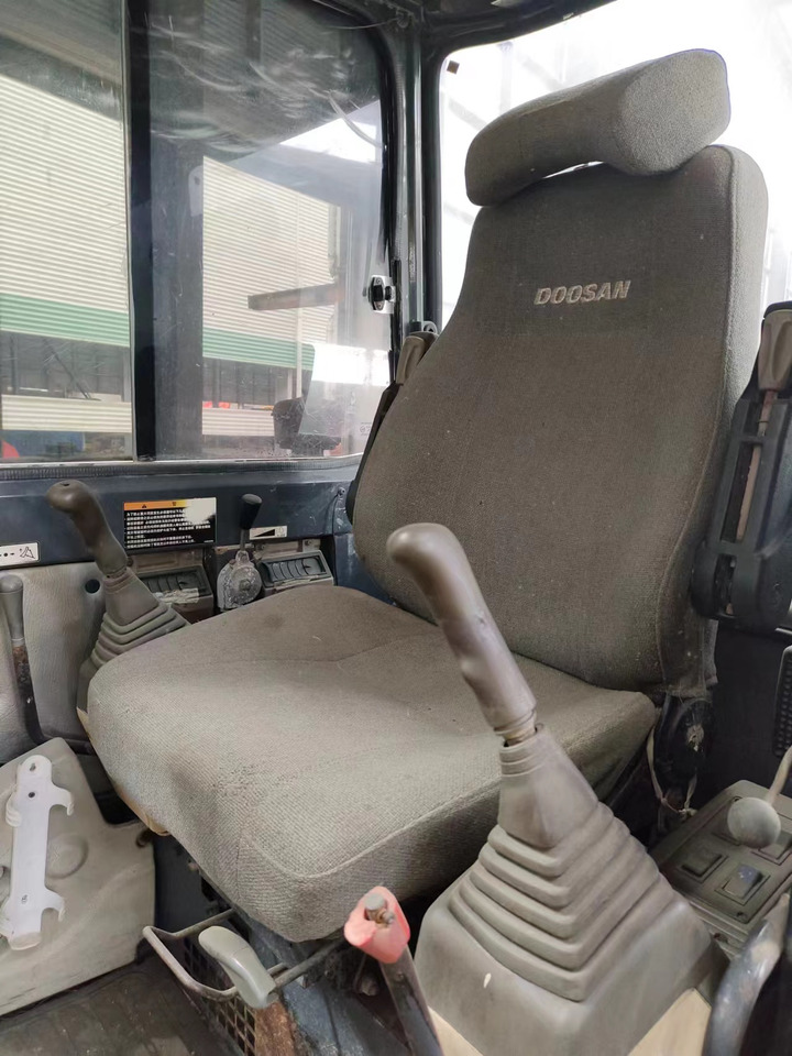 DOOSAN DH55 - Minibagger: das Bild 3 DOOSAN DH55 - Minibagger: das Bild 3