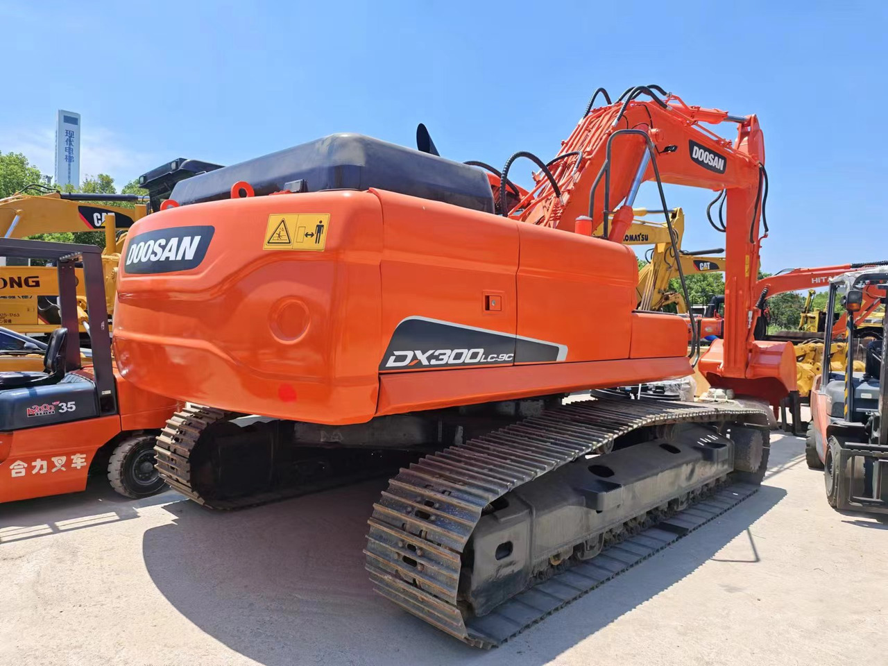 DOOSAN DX300LC-9C - Kettenbagger: das Bild 3 DOOSAN DX300LC-9C - Kettenbagger: das Bild 3