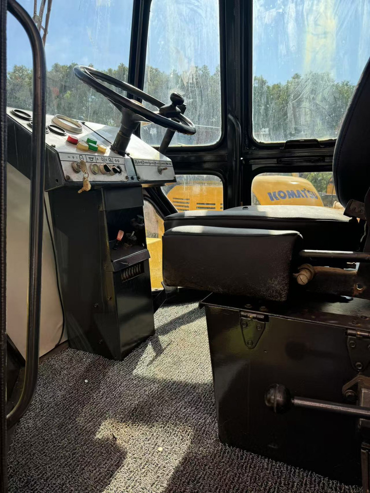 DYNAPAC CA30D - Walzenzug: das Bild 5 DYNAPAC CA30D - Walzenzug: das Bild 5