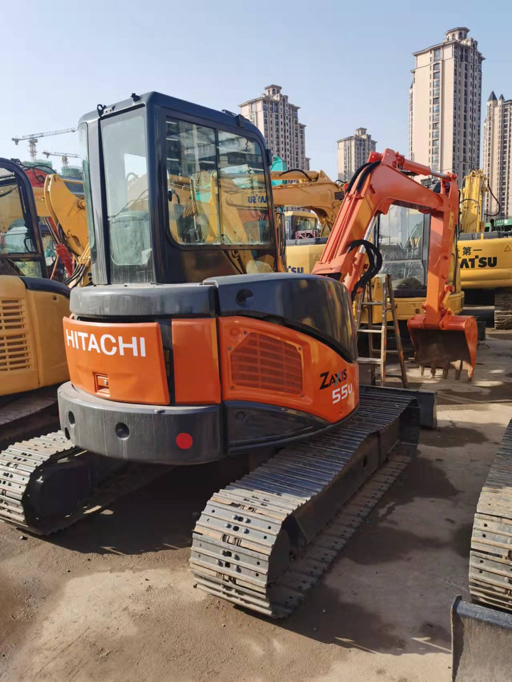HITACHI ZX55 - Minibagger: das Bild 3 HITACHI ZX55 - Minibagger: das Bild 3