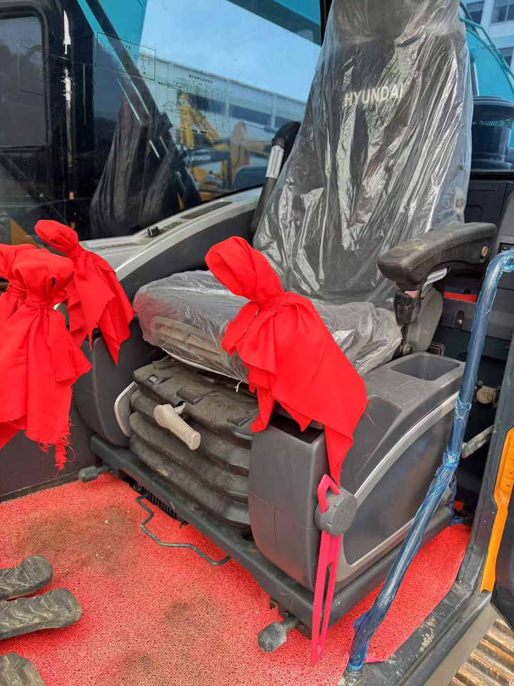 HYUNDAI R220LC-9S - Kettenbagger: das Bild 3 HYUNDAI R220LC-9S - Kettenbagger: das Bild 3