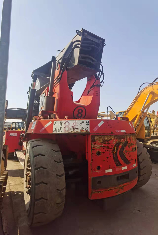 KALMAR DRF450 - Reach stacker: das Bild 5 KALMAR DRF450 - Reach stacker: das Bild 5