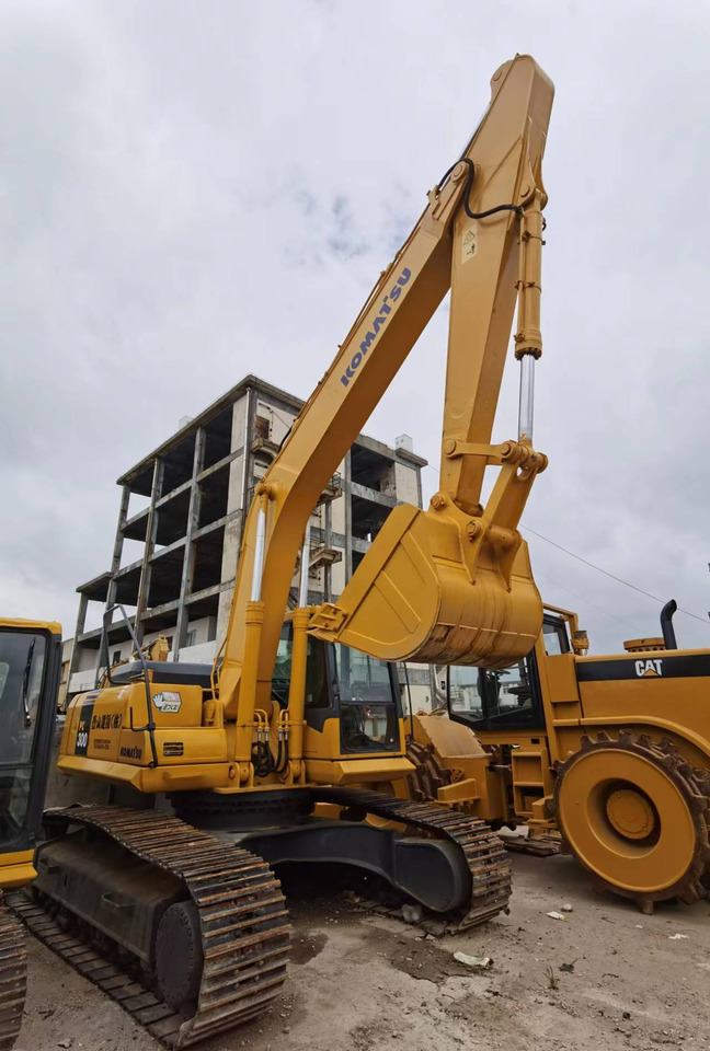 KOMATSU PC300-7 - Kettenbagger: das Bild 3 KOMATSU PC300-7 - Kettenbagger: das Bild 3