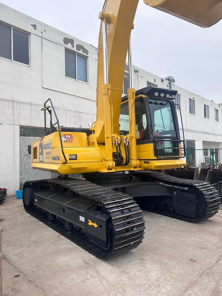 KOMATSU PC300-8 - Kettenbagger: das Bild 2 KOMATSU PC300-8 - Kettenbagger: das Bild 2