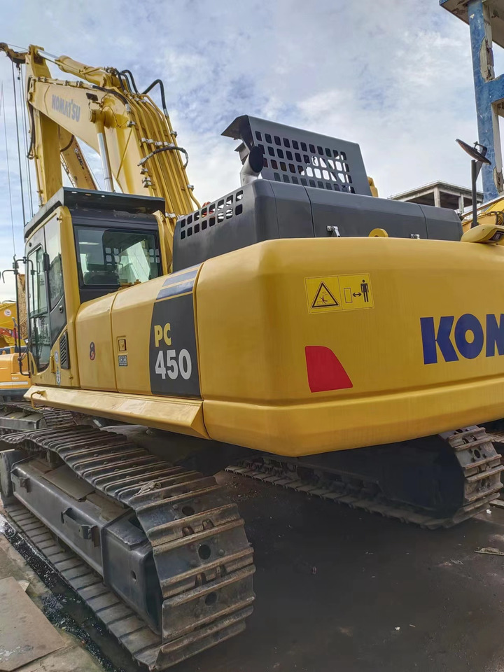 KOMATSU PC450-8 - Kettenbagger: das Bild 4 KOMATSU PC450-8 - Kettenbagger: das Bild 4