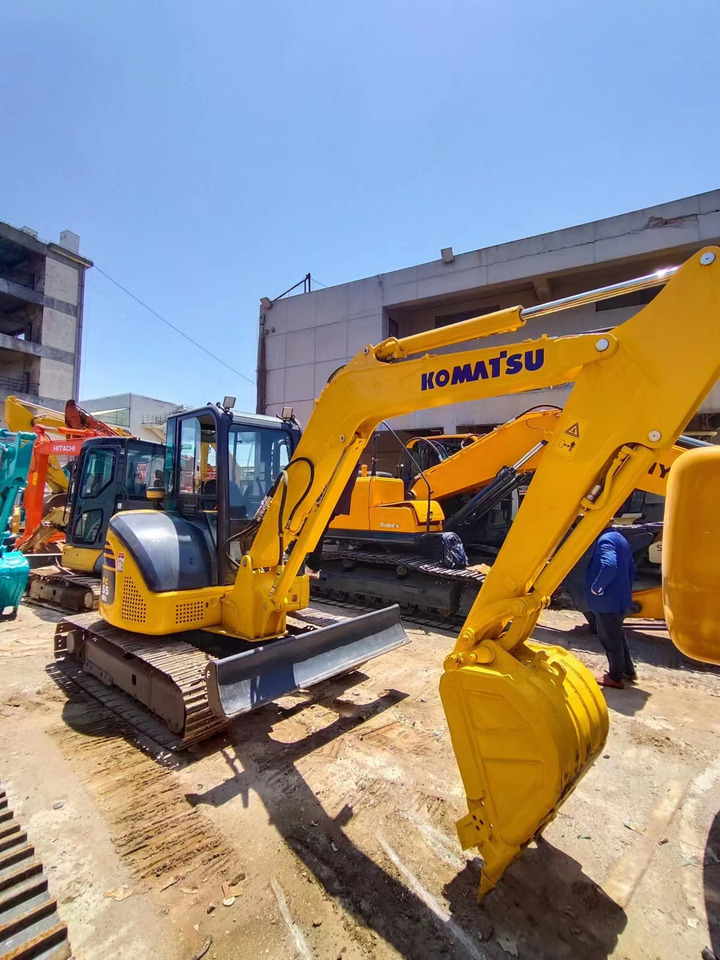 Minibagger KOMATSU PC55MR: das Bild 9
