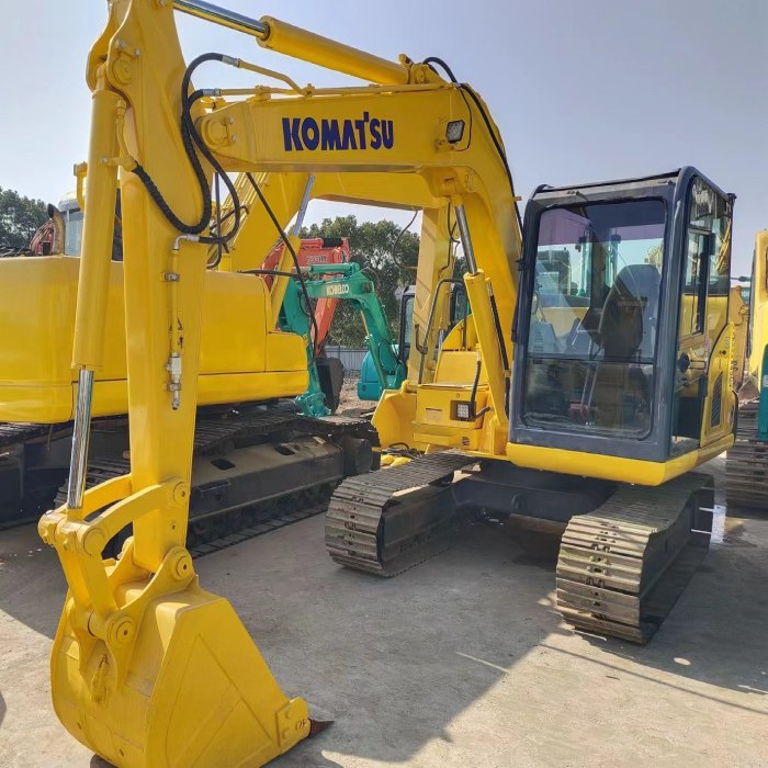 KOMATSU PC60-8 - Minibagger: das Bild 3 KOMATSU PC60-8 - Minibagger: das Bild 3