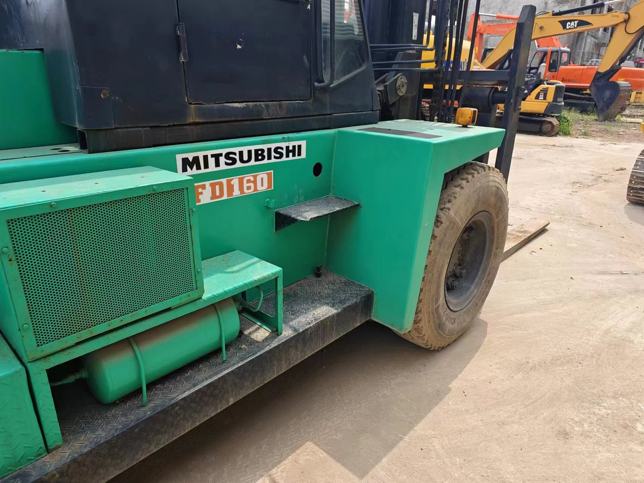 MITSUBISHI FD160 - Dieselstapler: das Bild 4 MITSUBISHI FD160 - Dieselstapler: das Bild 4
