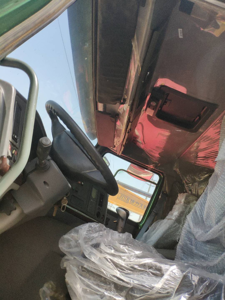 HOWO 420 - Sattelzugmaschine: das Bild 5 HOWO 420 - Sattelzugmaschine: das Bild 5