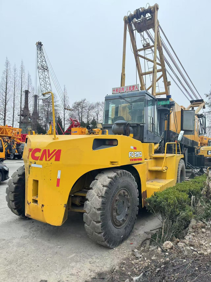 TCM FD250 - Dieselstapler: das Bild 3 TCM FD250 - Dieselstapler: das Bild 3