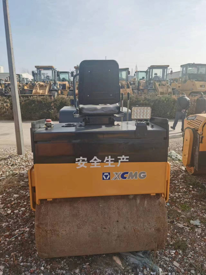 XCMG XMR50E - Walzen: das Bild 2 XCMG XMR50E - Walzen: das Bild 2