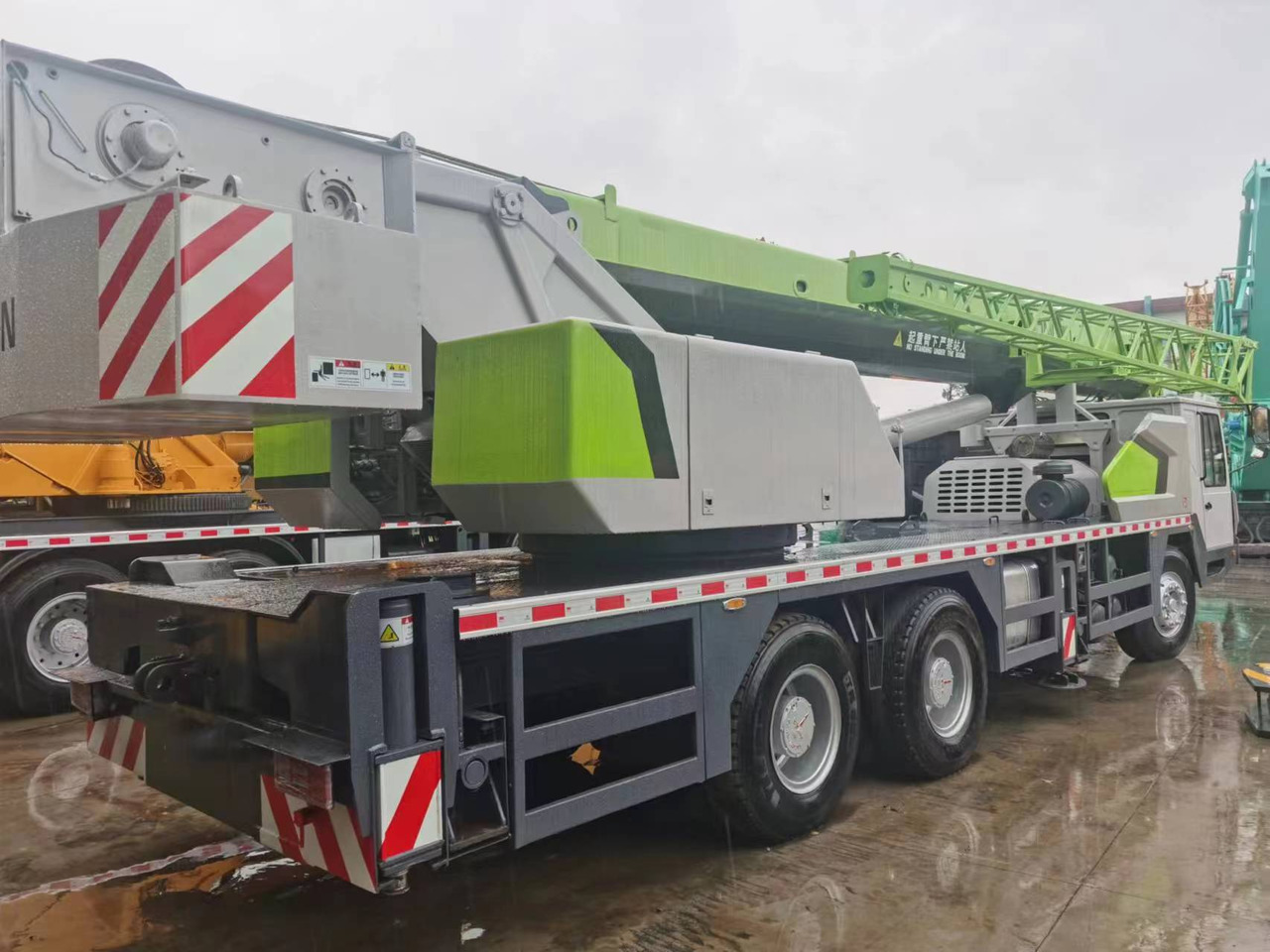 ZOOMLION ZTC 251V - Kran: das Bild 4 ZOOMLION ZTC 251V - Kran: das Bild 4