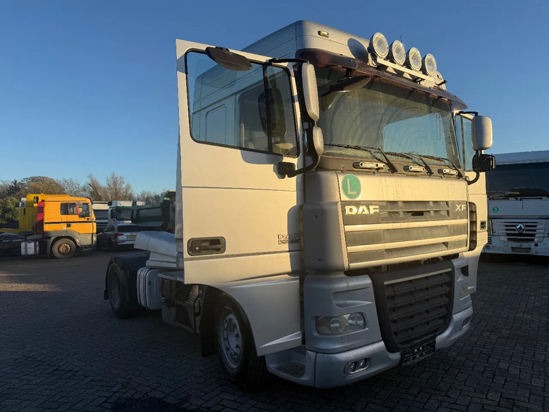 DAF XF 105.460 Tractor unit - Sattelzugmaschine: das Bild 1 DAF XF 105.460 Tractor unit - Sattelzugmaschine: das Bild 1
