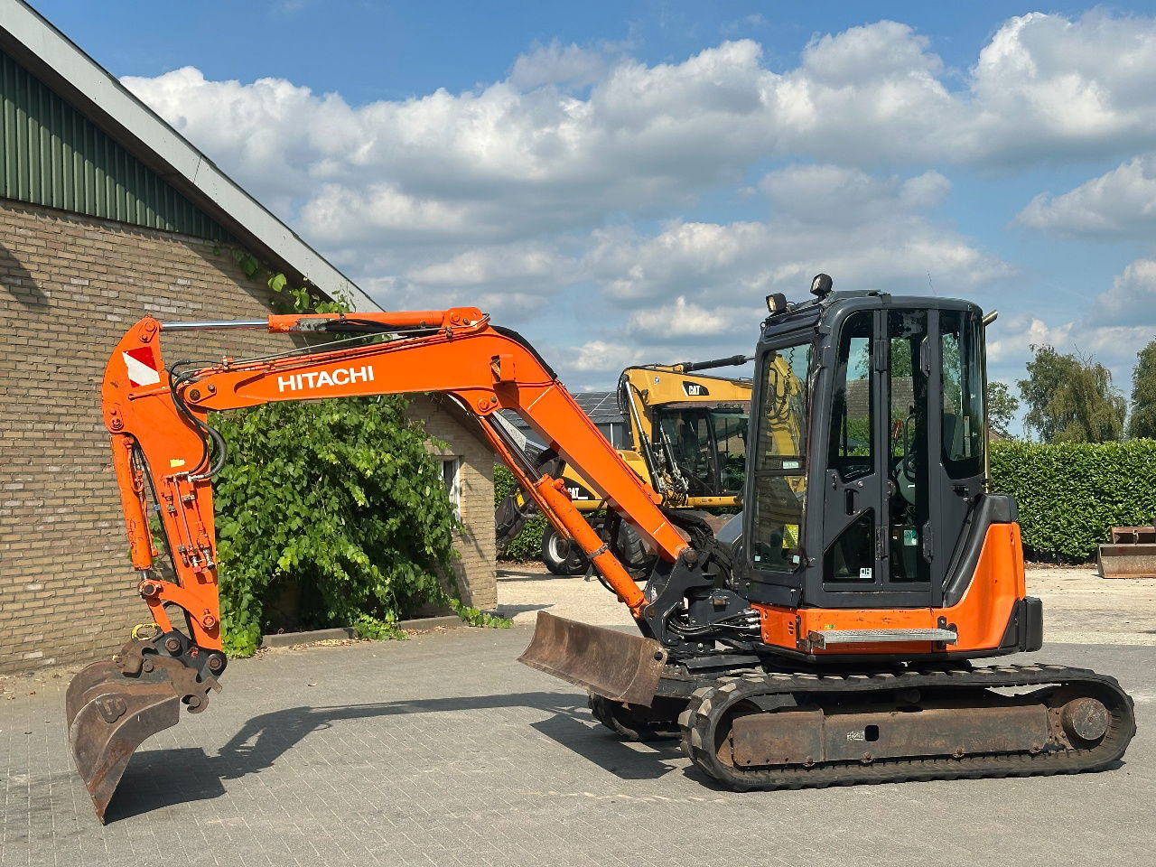 Hitachi ZX50U-2 CLR - Minibagger: das Bild 2 Hitachi ZX50U-2 CLR - Minibagger: das Bild 2
