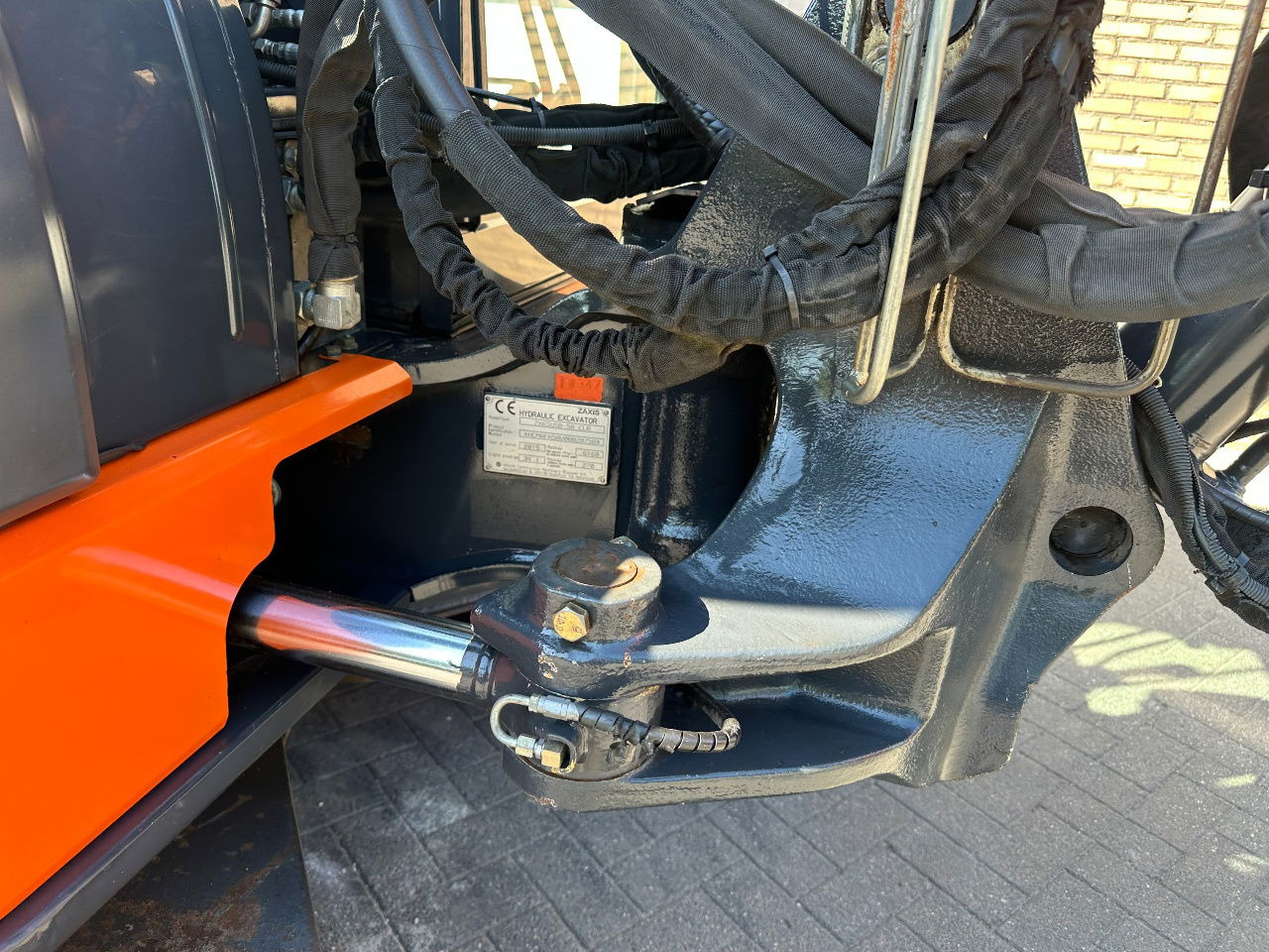 Minibagger Hitachi ZX65USB-5A CLR: das Bild 30